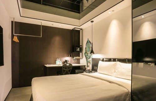 Ximending Hotel | Hotel Papa Whale