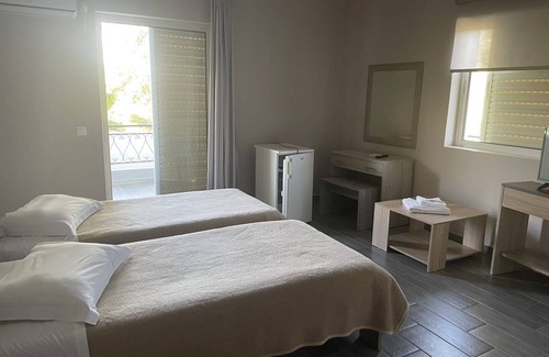 Skala Oropou Hotel | Hotel Paradise