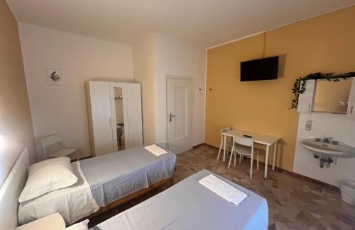 Cesano Boscone Casa | Hotel Parini