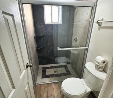 Avenida Revolucion Hotel | Hotel Paris