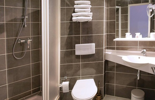 Villejuif Hotel | Hotel Paris Pacific