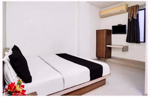 Bhubaneshwar Hotel | Hotel Park-Resort Bhubaneshwar Near Railway Station - A Premium Hotel Lift Facilites And Parking ,wifi - Fully Air Conditioning Luxury Room