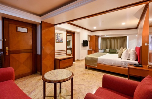 Park Road Hotel | Hotel Parle International