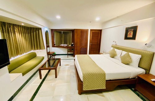 Park Road Hotel | Hotel Parle International
