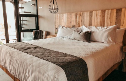 Valle de Guadalupe Hotel | Hotel Partana