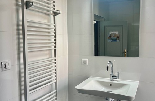 Petite-France Hotel | Hotel Patricia