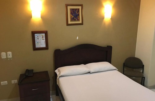 Guayaquil Casa | Hotel Pegazus