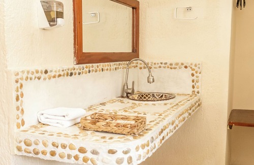 Chiquilá Hotel | Hotel Pelicano
