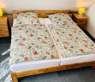 Dornum Hotel | Hotel Pension Schienfatt am Dornumersieler Tief