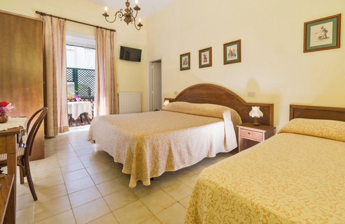 Casamicciola Terme Hotel | Hotel Pensione Monti