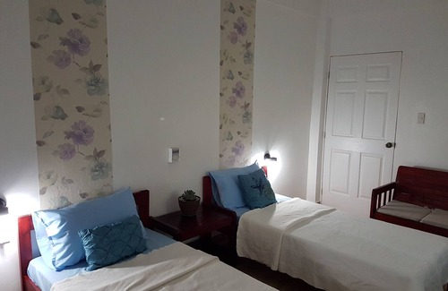 Irosin Casa | Hotel Pentaqua