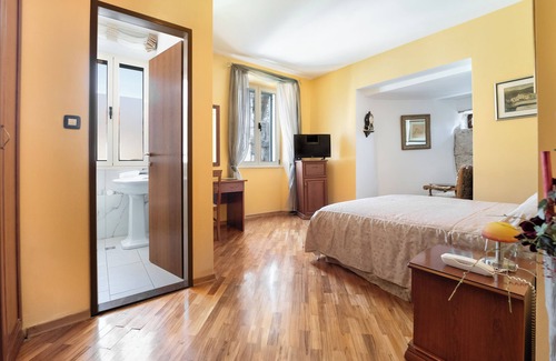 Old Town Hotel | Hotel Peristil