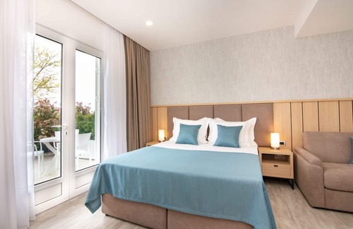 Herceg Novi Hotel | Hotel Perla - Annexes
