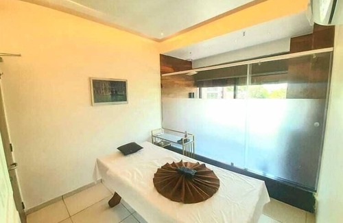 Ahmedabad Hotel | HOTEL PHILIPS