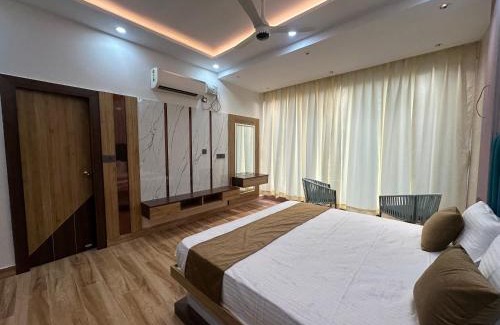 Danapur Hotel | Hotel Picnic Garden