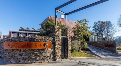 Machali Hotel | Hotel Piedra Verde