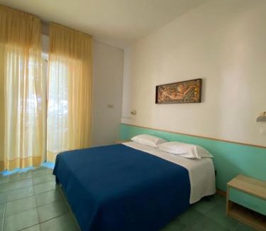 Cattolica Hotel | Hotel Plaza con piscina