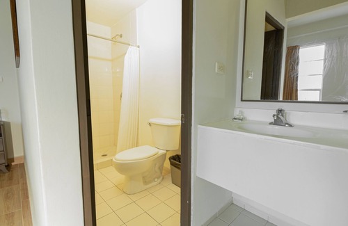 Centro de Monterrey Hotel | Hotel Plaza del Arco Express