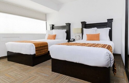 León Hotel | Hotel Plaza Stadium