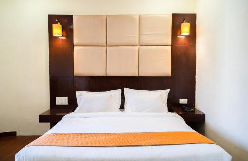 Sindhi Camp Hotel | Hotel Polovictory Palace
