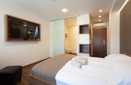 Ptuj Cama Y Desayuno | Hotel Pomaranča