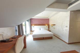 Skaljari Hotel | Hotel Porto In