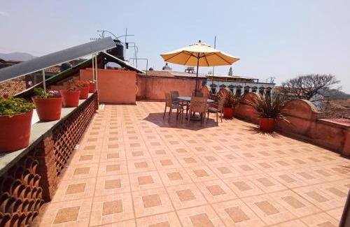 Tacambaro Hotel | Hotel Posada Santo Niño