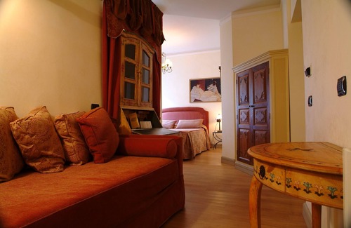 Moltrasio Hotel | Hotel Posta