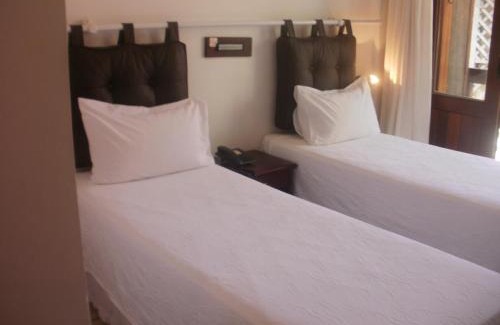 Itapua Hotel | Hotel Pousada Encanto de Itapoan