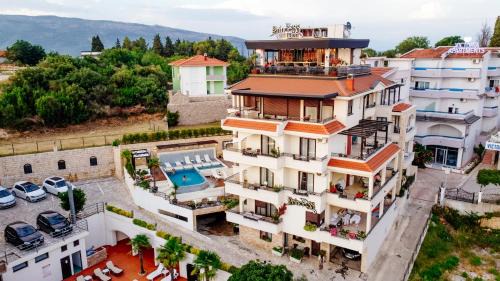 Ulcinj Apartamento | Hotel Princess & Spa