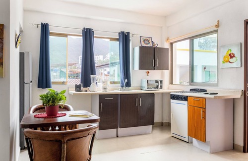 Emiliano Zapata Hotel | HOTEL PUEBLITO VALLARTA