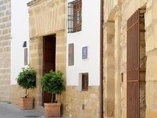 Centro histórico de Baeza Hotel | Hotel Puerta de la Luna