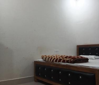 Faizabad Casa | Hotel Purshottam Palace