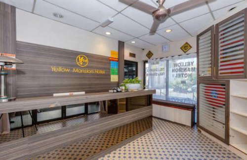 Bandar Hilir Hotel | Hotel Q Banda Kaba Near Red Bulding