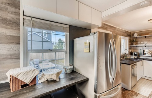 Lakewood Casa | Hotel Quality Stay in the Heart of Lakewood