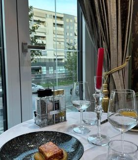 Tirana Hotel | Hotel Queen