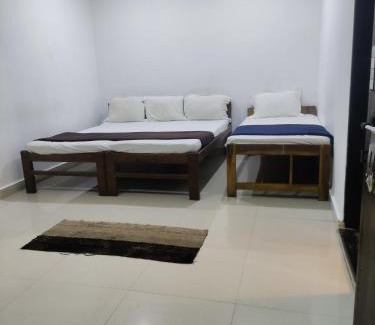 Calangute Hotel | Hotel Queen Queen Sea