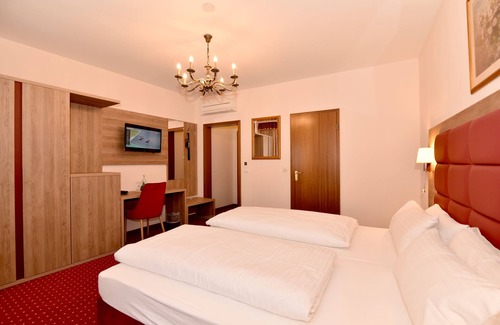 Baden Baden Old Town Hotel | Hotel Römerhof