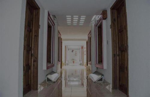 Barrio de La Merced Hotel | Hotel Real del Carmen - Ideal para familias y parejas