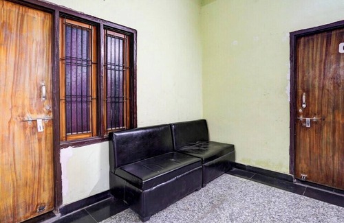 Kanpur Hotel | Hotel Radhey inn