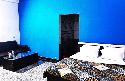 Kanpur Hotel | Hotel Radhey inn