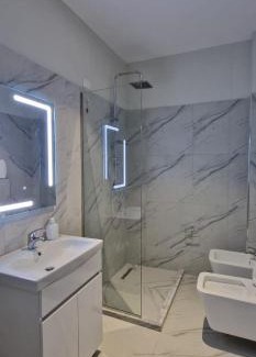 Shkoder Hotel | Hotel RADOJA
