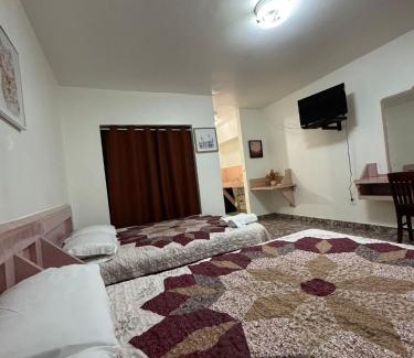 Little Havana Hotel | Hotel Rainbow - Miami - Little Havana