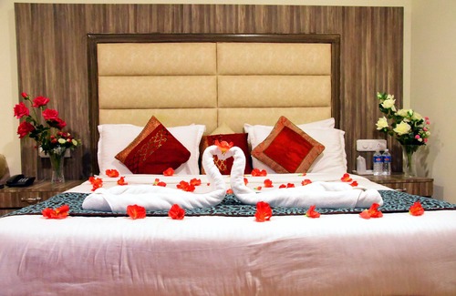 Katra Hotel | Hotel Rama Trident