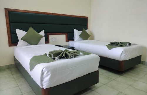 Secunderabad Cabina | Hotel Ranjit Residency