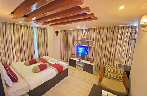 Sinamangal Complejo | Hotel Readers Inn Pvt.Ltd