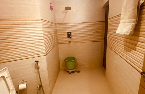 Mahipalpur Extension Casa | Hotel Red Blu