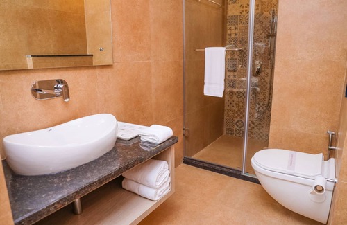 Anjuna Hotel | Hotel Regent Laguna