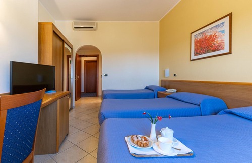 Epipoli Hotel | Hotel Relax