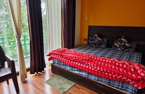 Nainital Hotel | Hotel Relax Max Sariyatal Nainital